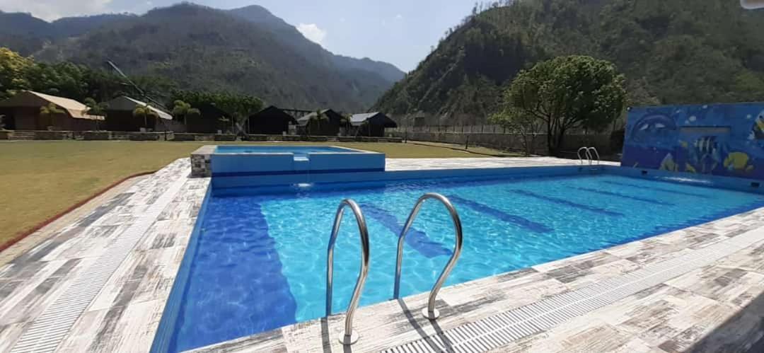 Rāipur Four Banyans Spirit & Nature Resort מראה חיצוני תמונה