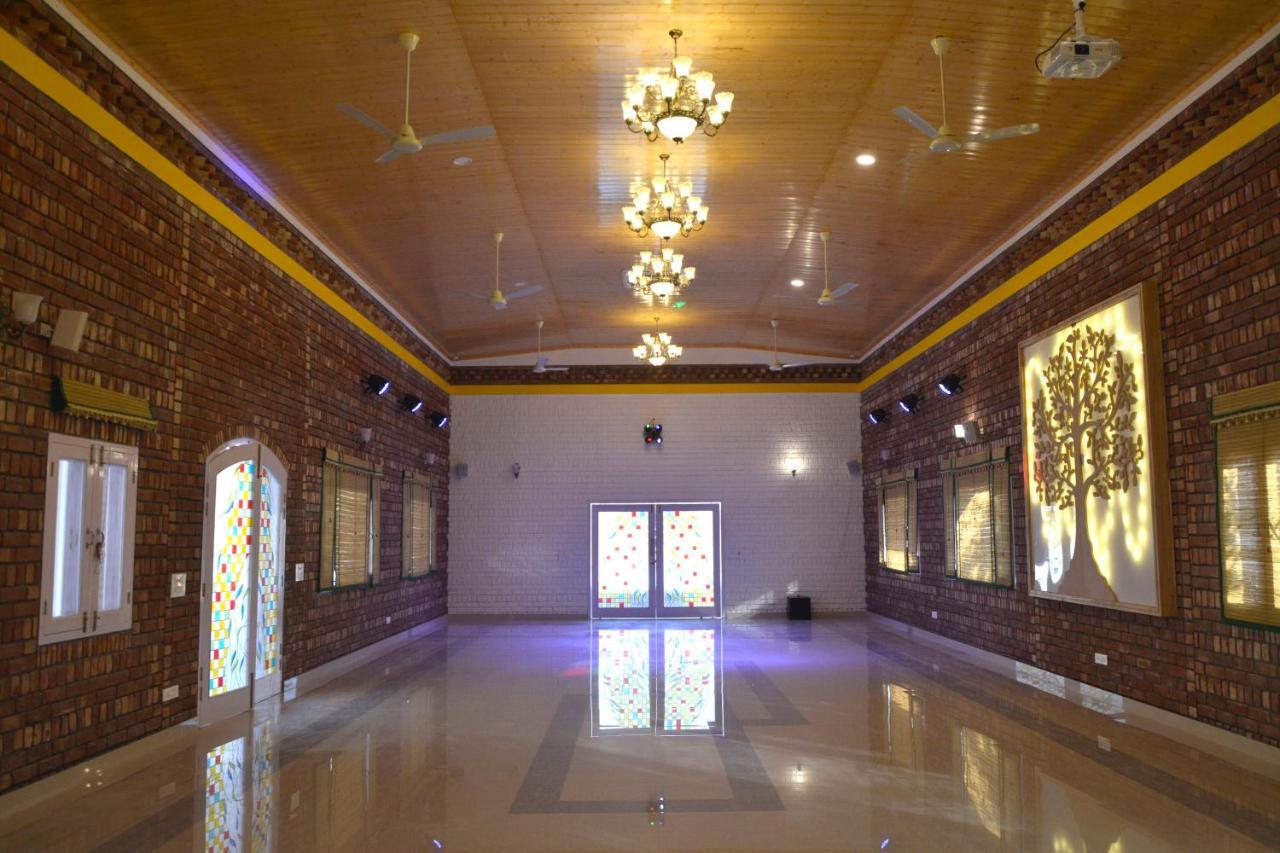 Rāipur Four Banyans Spirit & Nature Resort מראה חיצוני תמונה