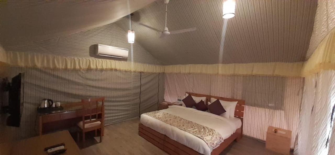 Rāipur Four Banyans Spirit & Nature Resort מראה חיצוני תמונה