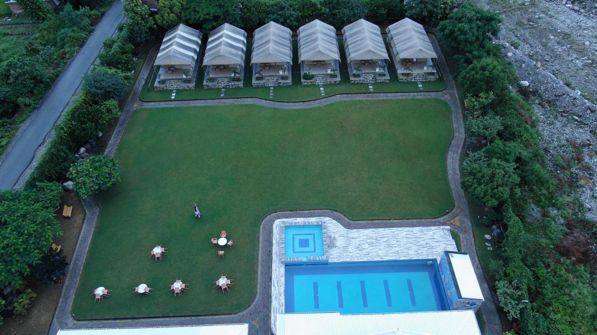 Rāipur Four Banyans Spirit & Nature Resort מראה חיצוני תמונה